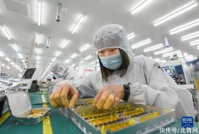 強信心·開新局 | 靠譜服務、技術推銷、標準開路——一家光通信企業的“出海秘籍”